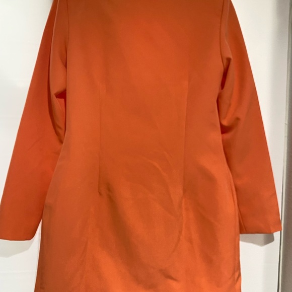 Cute coral blazer dress from Prettylittlething - Picture 3 of 5